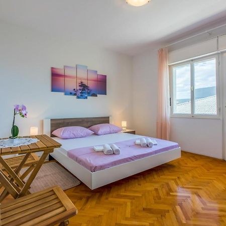 Azur Novi Vinodolski Bagian luar foto