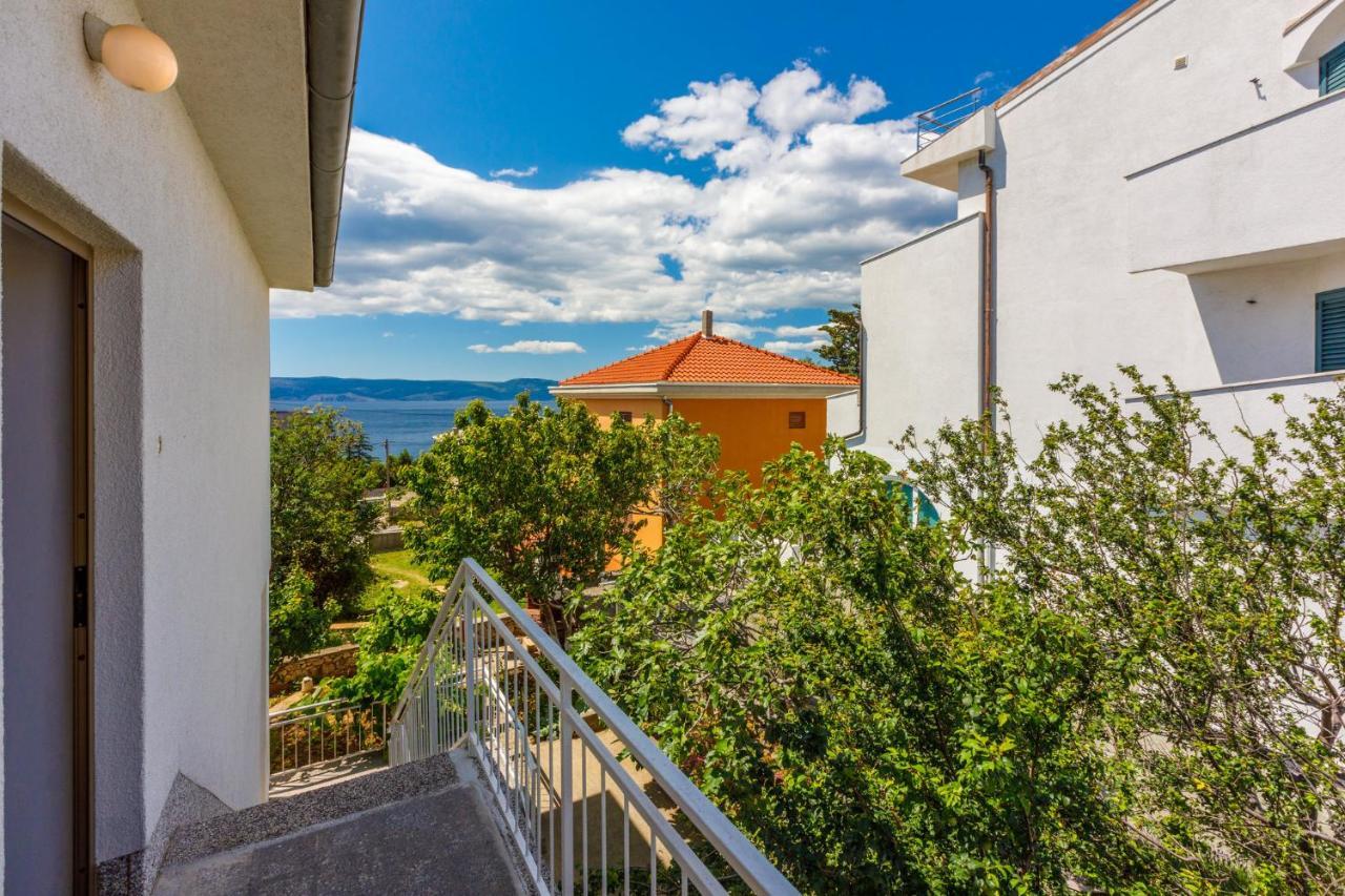 Azur Novi Vinodolski Bagian luar foto